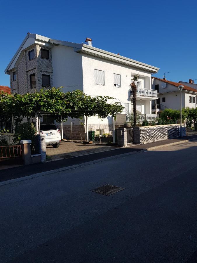 Zino Apartman Umag Kültér fotó